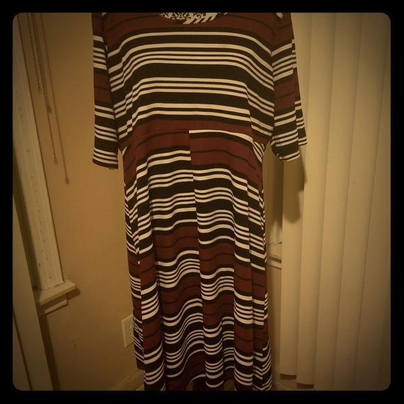 Long dress - Picture 1 of 1